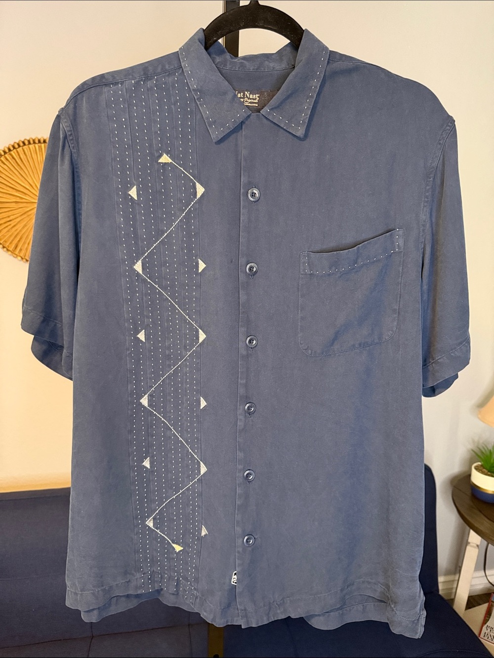 Men’s Nat Nast Blue Short-Sleeve Button-Up Embroidery 100% Silk Shirt Medium
